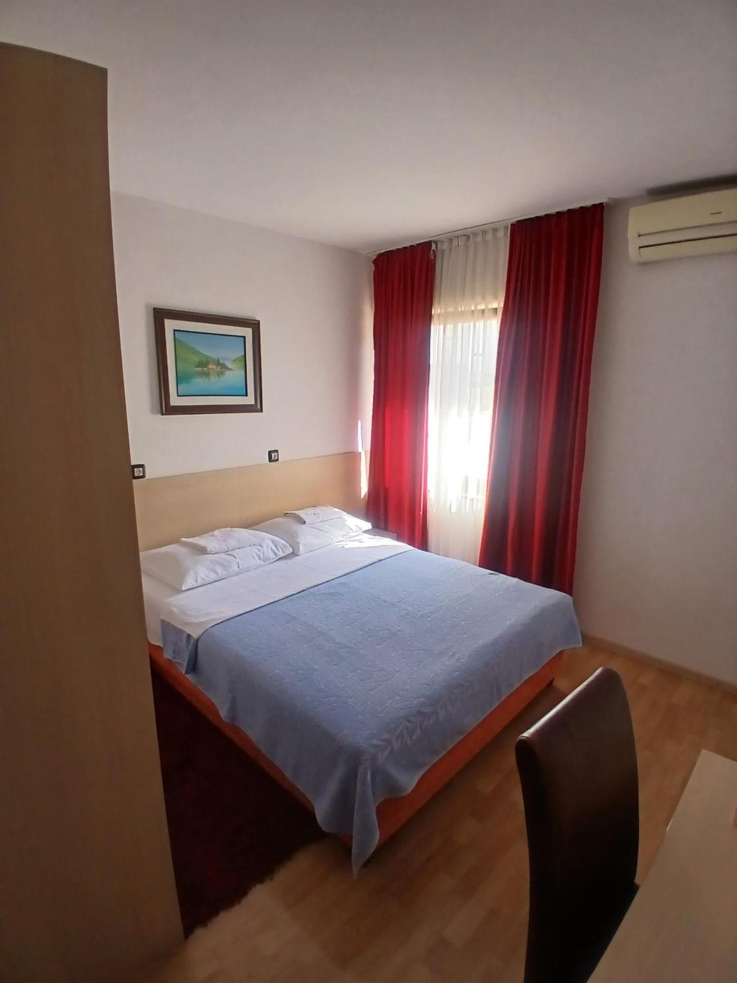Hotel Viv Trebinje Exteriör bild
