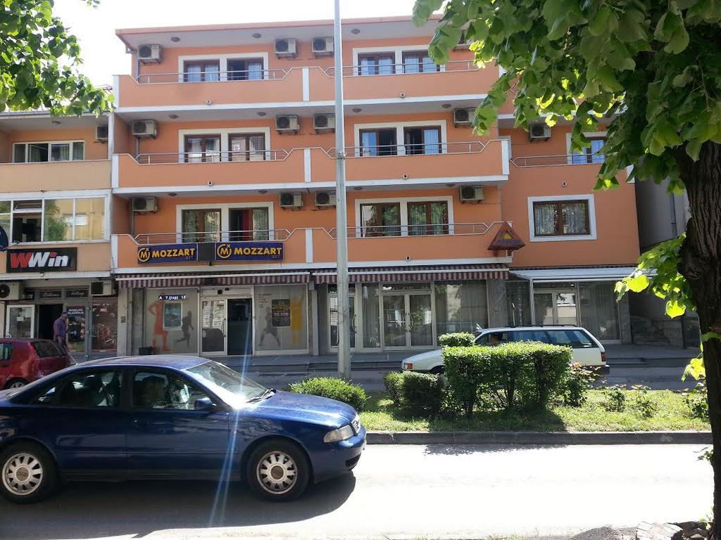 Hotel Viv Trebinje Exteriör bild